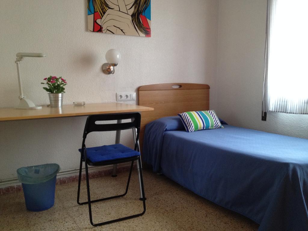 Hostal Carlos III El Prat de Llobregat Værelse billede