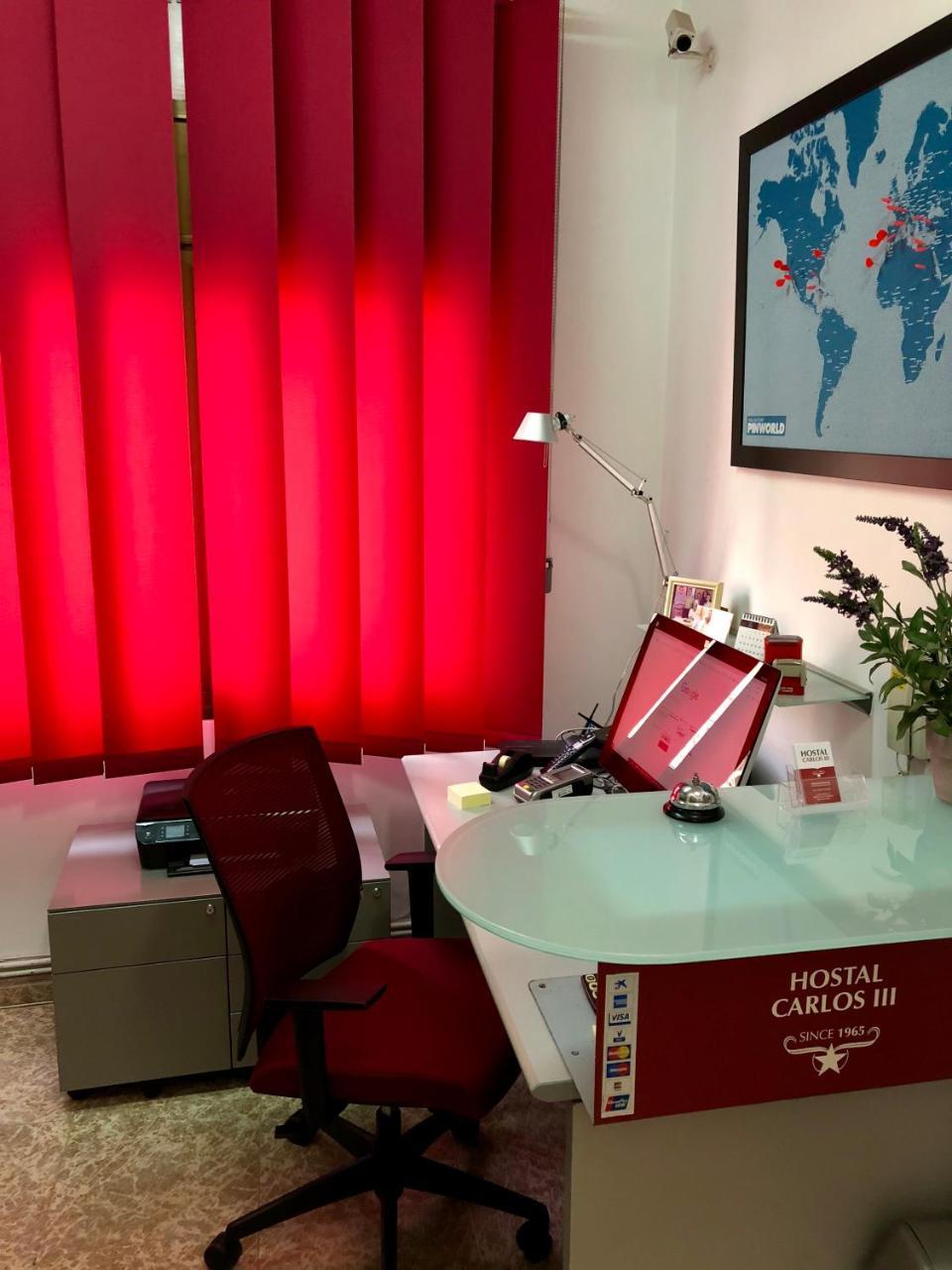 Hostal Carlos III El Prat de Llobregat Eksteriør billede